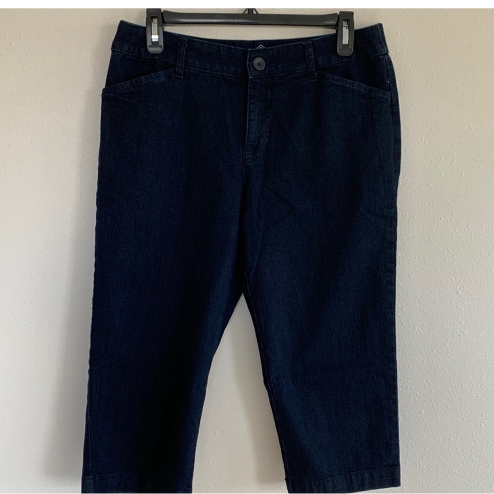 women’s St John by Capri